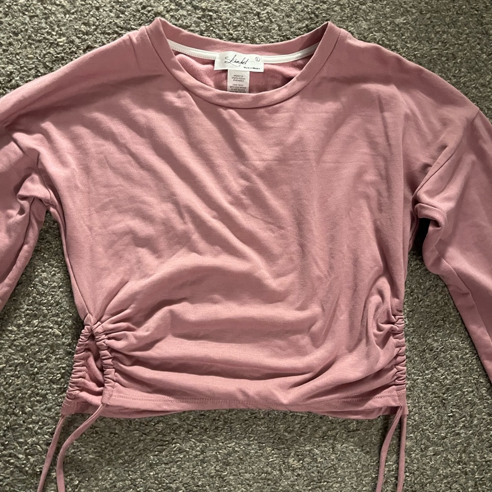 Long sleeve women’s top